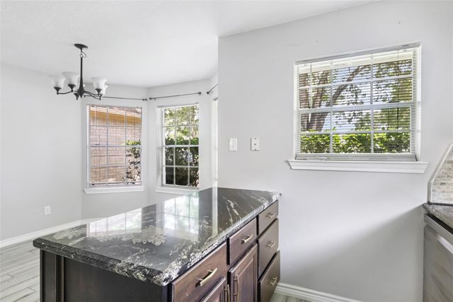 5519 Chisholm Trail, Dickinson, TX 77539