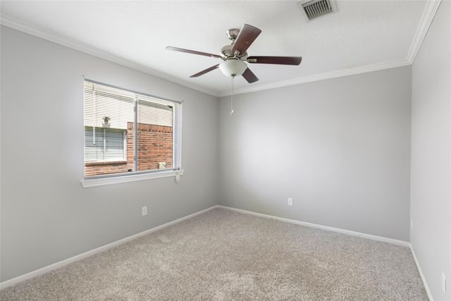 5519 Chisholm Trail, Dickinson, TX 77539