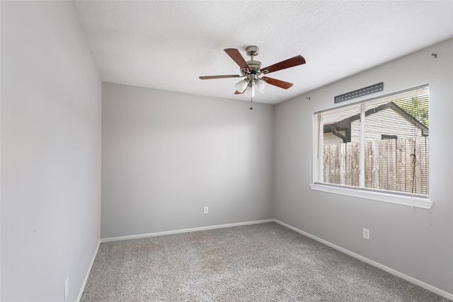 5519 Chisholm Trail, Dickinson, TX 77539
