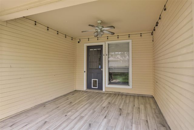5519 Chisholm Trail, Dickinson, TX 77539