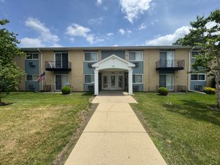 9561 Dee Road 1A, Des Plaines, IL 60016