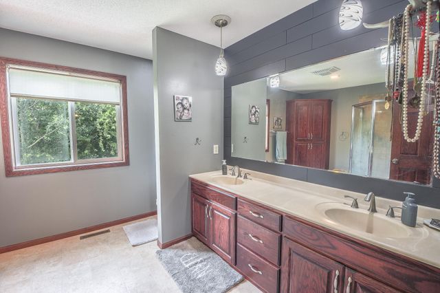 1815 Star Drive, Sauk Rapids, MN 56379