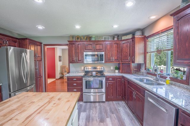 1815 Star Drive, Sauk Rapids, MN 56379