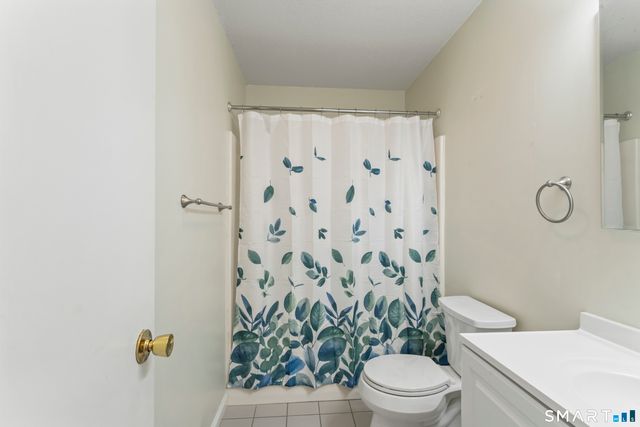 187 Eddon Drive, East Haven, CT 06512