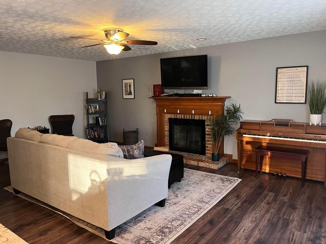 1160 Riva Ridge Boulevard, Columbus, OH 43230