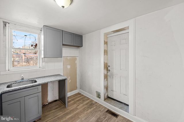 1433 S 47TH ST, Philadelphia, PA 19143