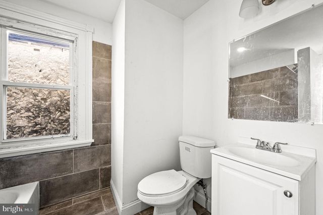 1433 S 47TH ST, Philadelphia, PA 19143