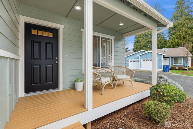 427 Oak Hill Lane, Burlington, WA 98233