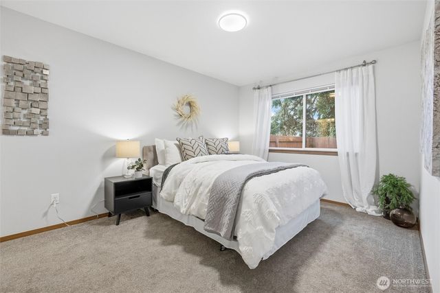 427 Oak Hill Lane, Burlington, WA 98233