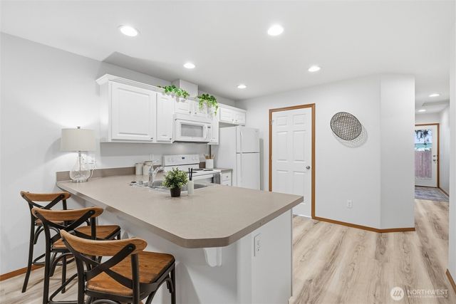 427 Oak Hill Lane, Burlington, WA 98233