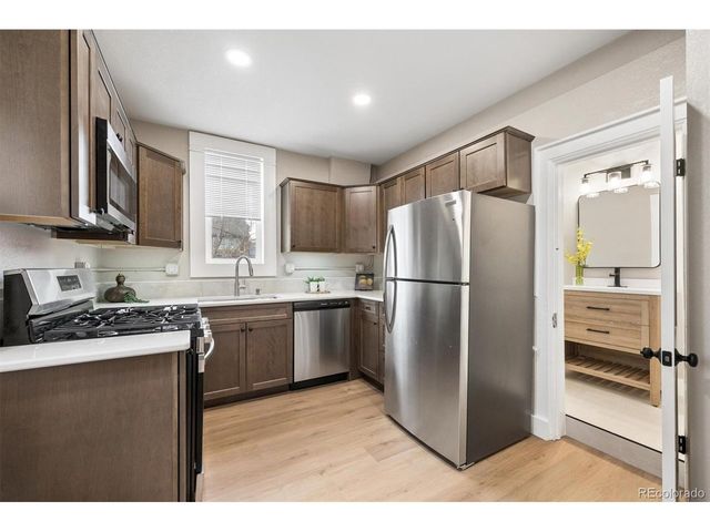 2843 W 27th Ave, Denver, CO 80211