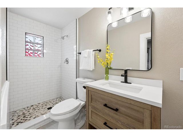 2843 W 27th Ave, Denver, CO 80211