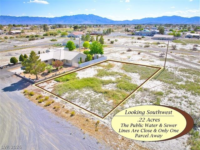 1300 Whitman Avenue, Pahrump, NV 89048