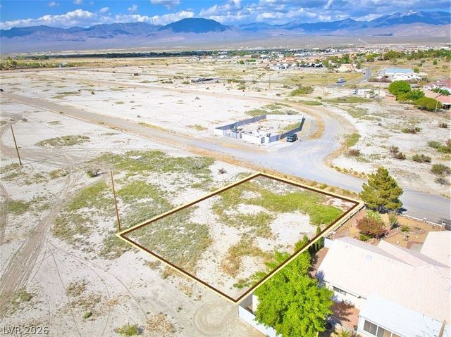 1300 Whitman Avenue, Pahrump, NV 89048