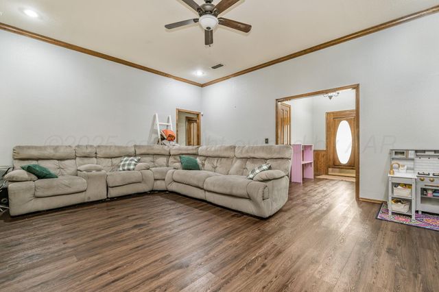 6807 CLOUD CREST Drive, Amarillo, TX 79124