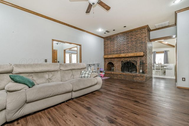 6807 CLOUD CREST Drive, Amarillo, TX 79124