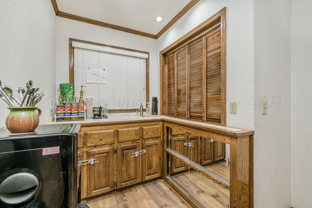 6807 CLOUD CREST Drive, Amarillo, TX 79124