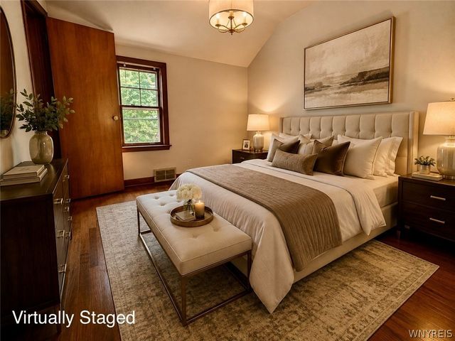 2104 Walnut Avenue, Niagara Falls, NY 14301