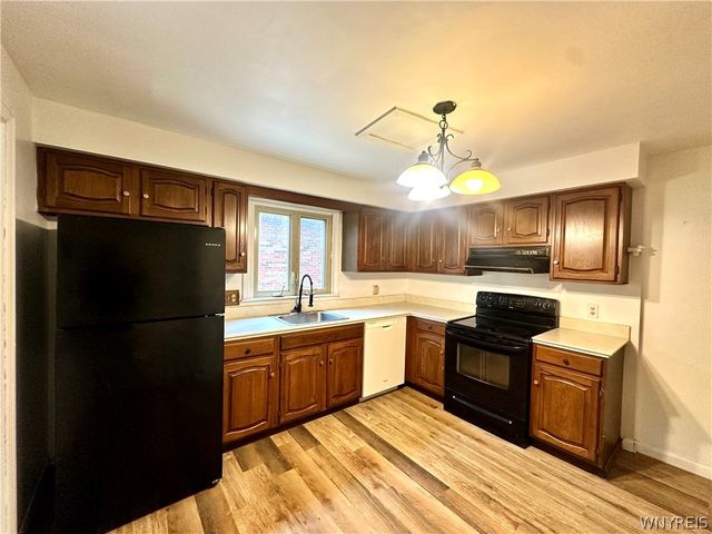 2104 Walnut Avenue, Niagara Falls, NY 14301