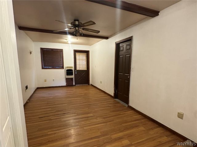 2104 Walnut Avenue, Niagara Falls, NY 14301