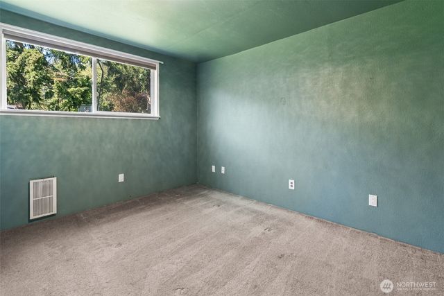 2432 NE Franklin Street, Bremerton, WA 98310