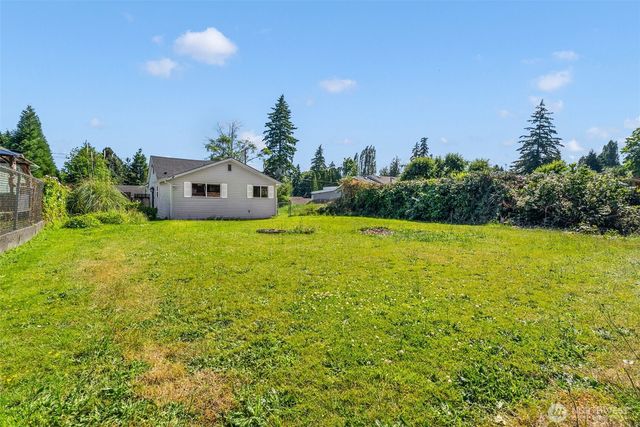2432 NE Franklin Street, Bremerton, WA 98310