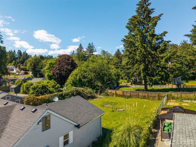 2432 NE Franklin Street, Bremerton, WA 98310