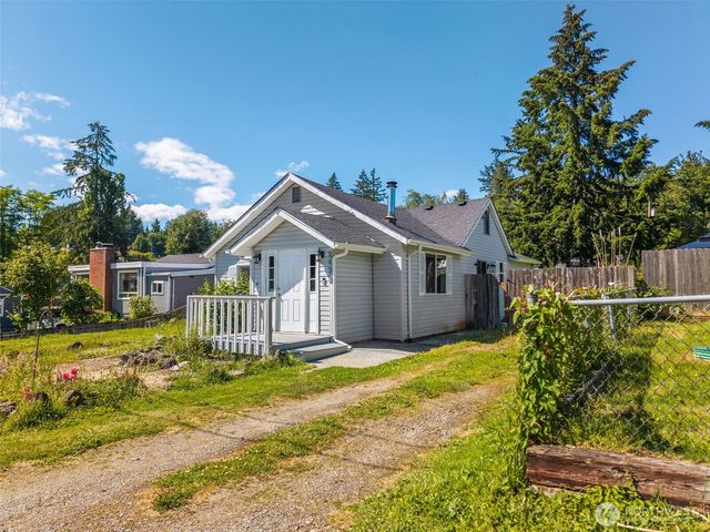 2432 NE Franklin Street, Bremerton, WA 98310