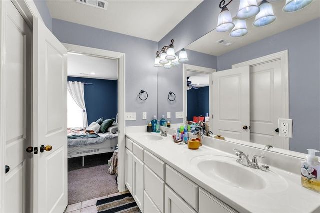 212 & 214 Copper Oaks Drive, Centerton, AR 72719