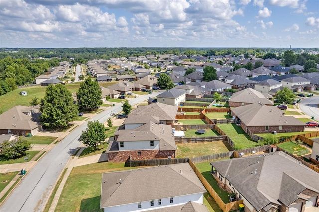 212 & 214 Copper Oaks Drive, Centerton, AR 72719