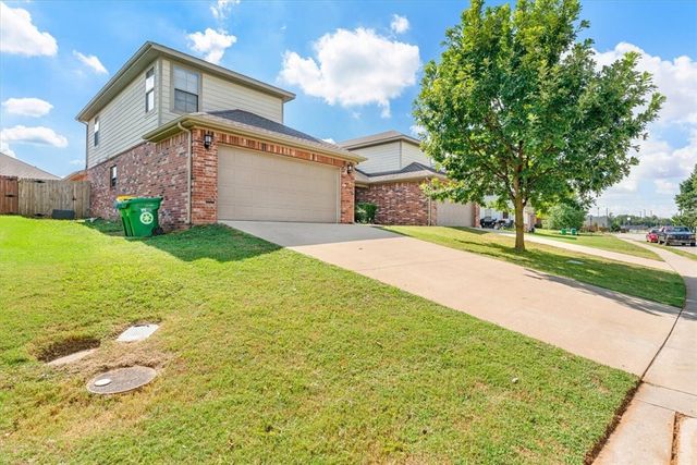 212 & 214 Copper Oaks Drive, Centerton, AR 72719