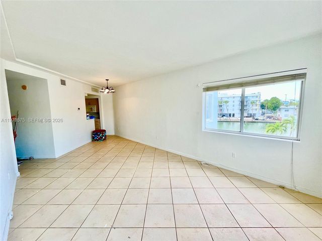1185 Marseille Dr 309, Miami Beach, FL 33141