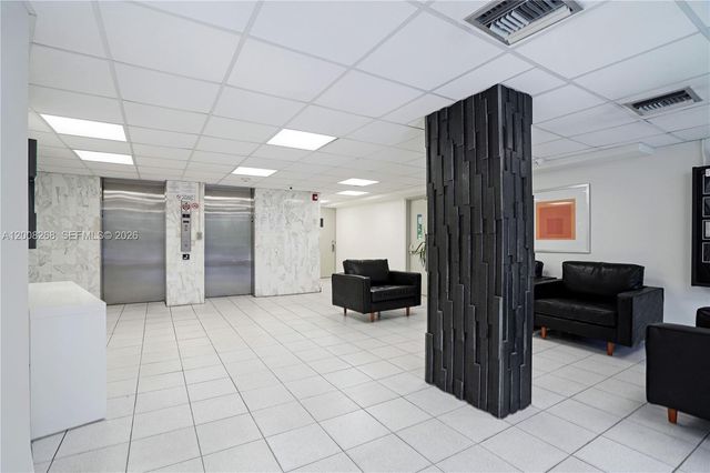 245 18th St 605, Miami Beach, FL 33139