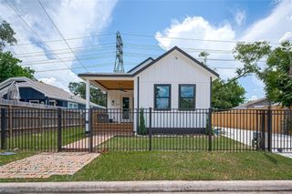 2714 Hardy Street, Houston, TX 77009