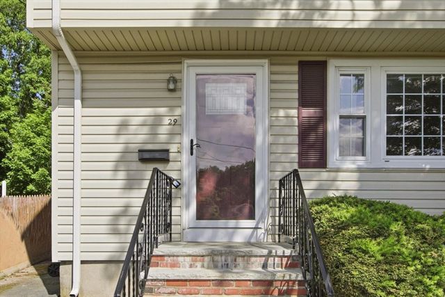 29 Cleveland, Medford, MA 02155