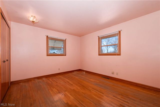 8690 Elmfield Street NW, Canal Fulton, OH 44614