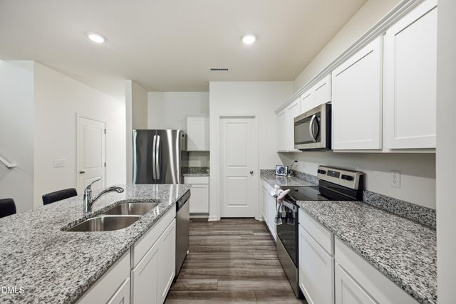 944 Berkeley Glen Road, Zebulon, NC 27597