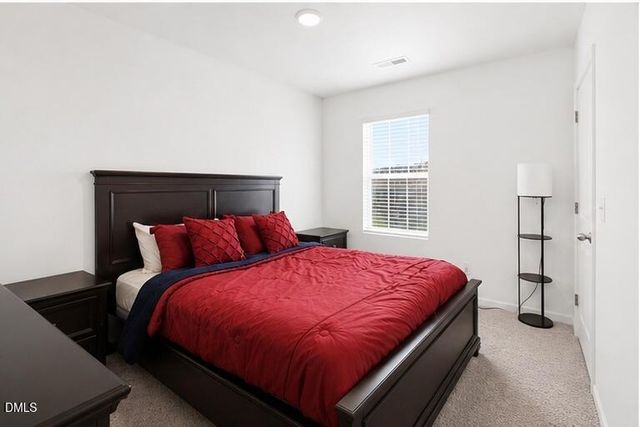 944 Berkeley Glen Road, Zebulon, NC 27597