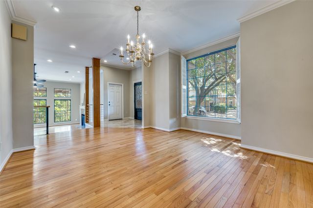 9126 Cochran Heights Drive, Dallas, TX 75220