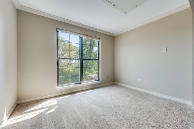 9126 Cochran Heights Drive, Dallas, TX 75220