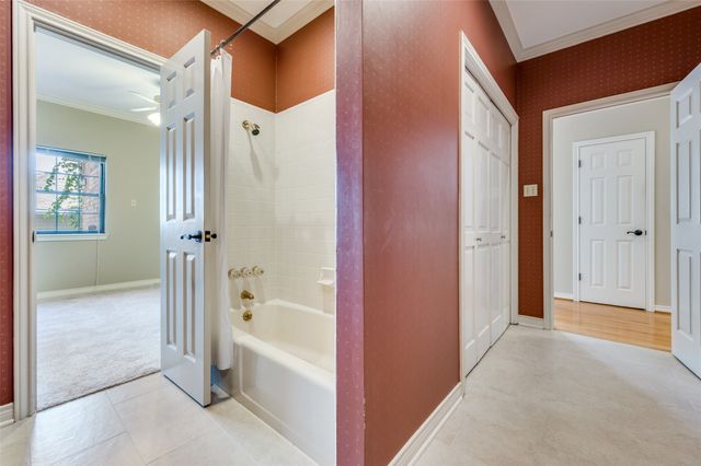 9126 Cochran Heights Drive, Dallas, TX 75220