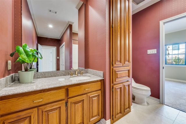 9126 Cochran Heights Drive, Dallas, TX 75220