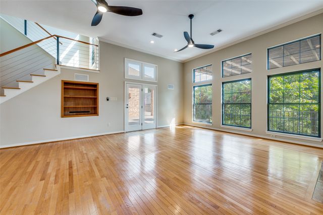 9126 Cochran Heights Drive, Dallas, TX 75220