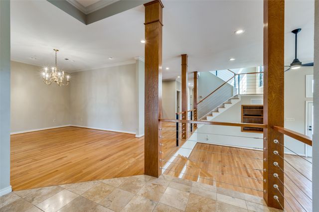 9126 Cochran Heights Drive, Dallas, TX 75220