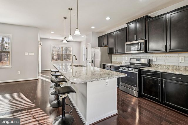 7523 HOLLY RIDGE DR, Glen Burnie, MD 21060