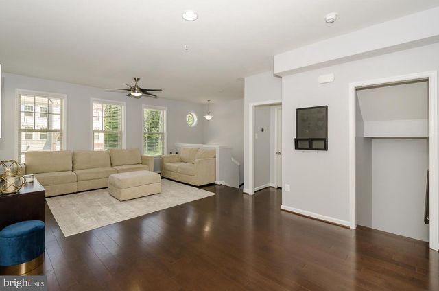 7523 HOLLY RIDGE DR, Glen Burnie, MD 21060