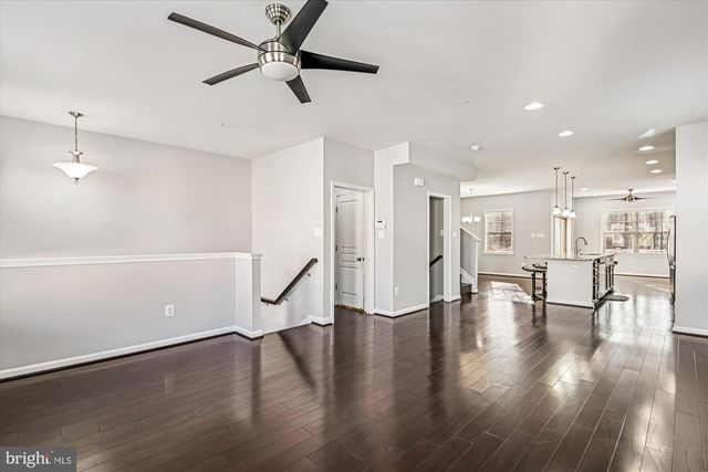 7523 HOLLY RIDGE DR, Glen Burnie, MD 21060