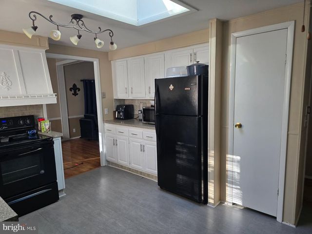 22518 ARMSWORTHY CT, California, MD 20619