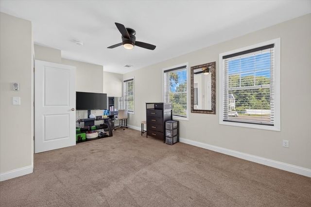95 Prospect Ter, Brockton, MA 02301