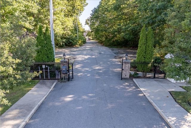 95 Prospect Ter, Brockton, MA 02301